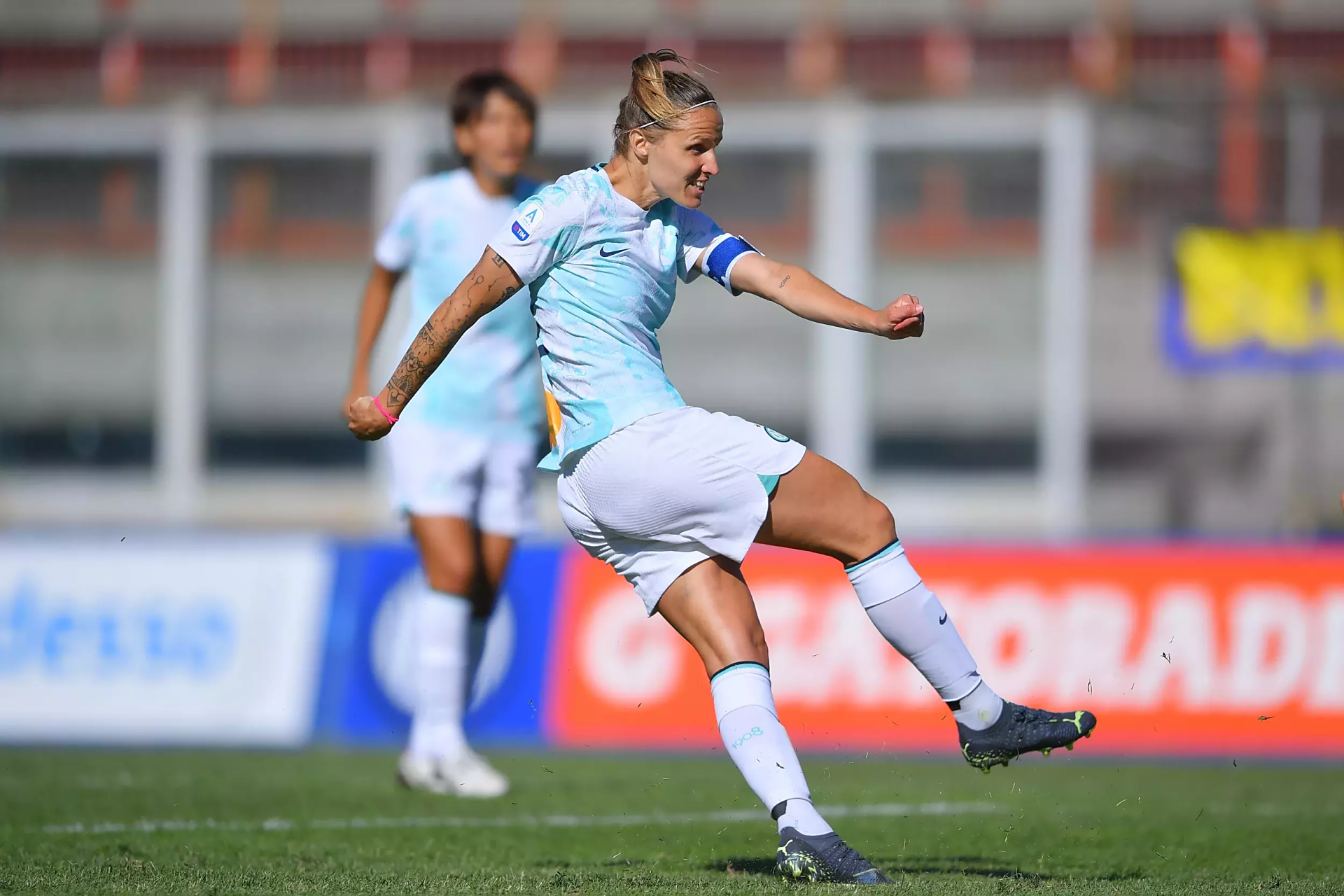 意大利女足在联赛中遭遇了一场惨败