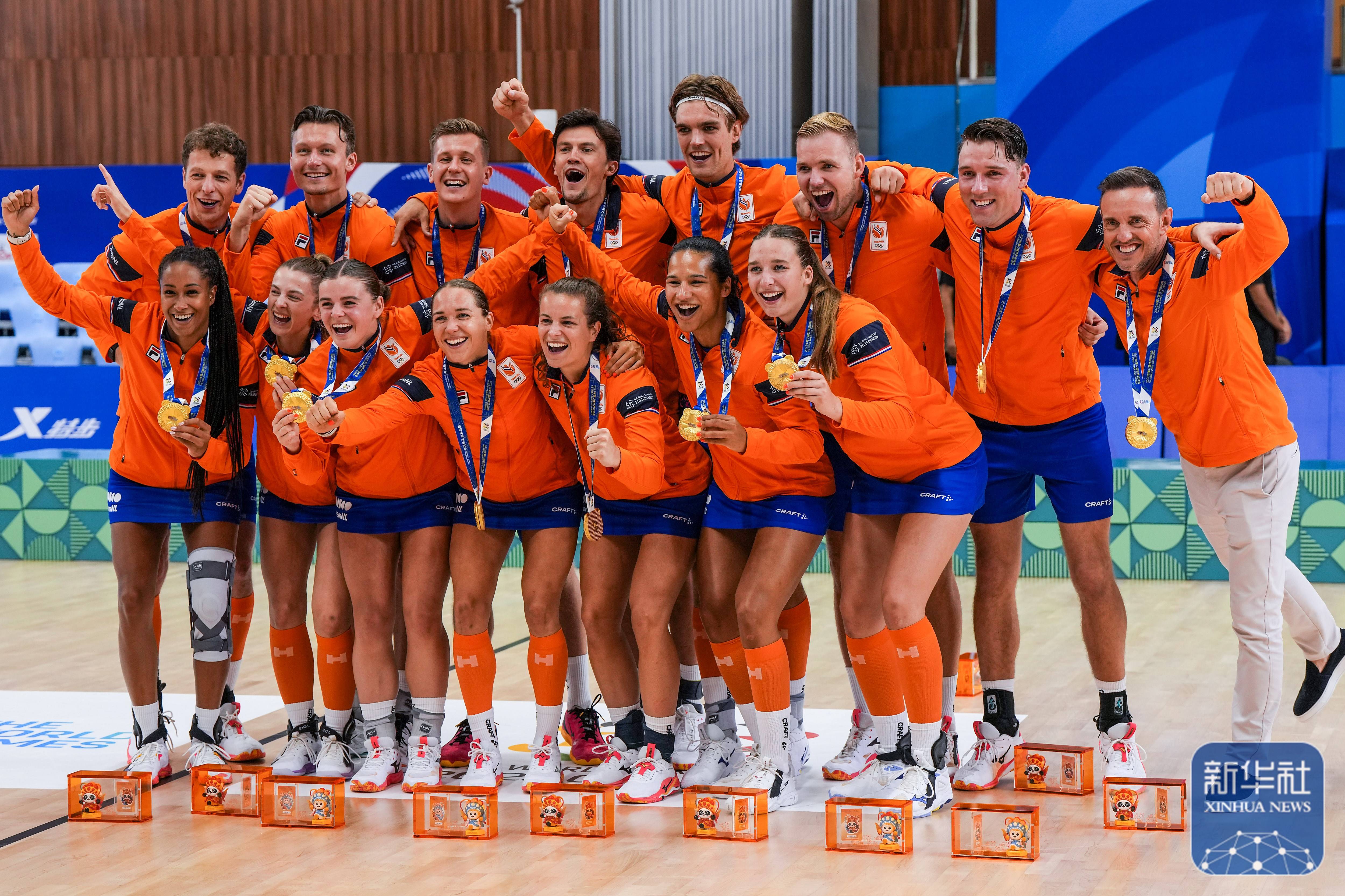 关于荷兰队表现抢眼，欧预赛夺冠成为热门话题的信息