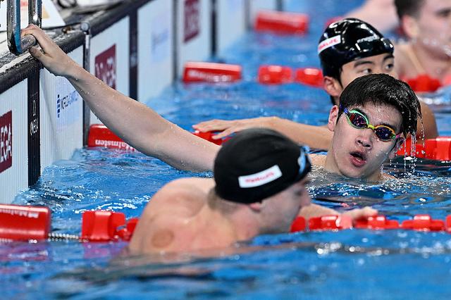 关于重装出击，底背横空出尽招术，一举夺冠的信息