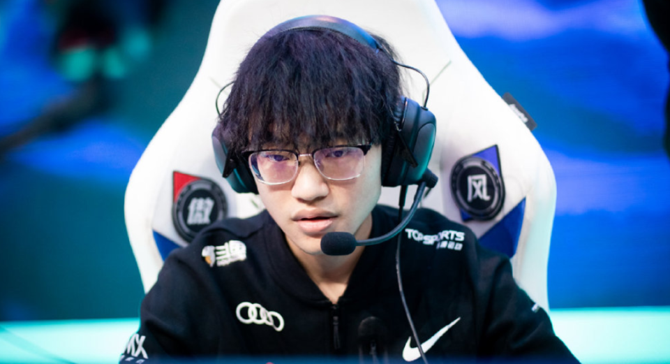 开云体育下载-KT血洗SHR，Ruler极限生还后反打顶尖较量四强赛，留下经典瞬间的简单介绍