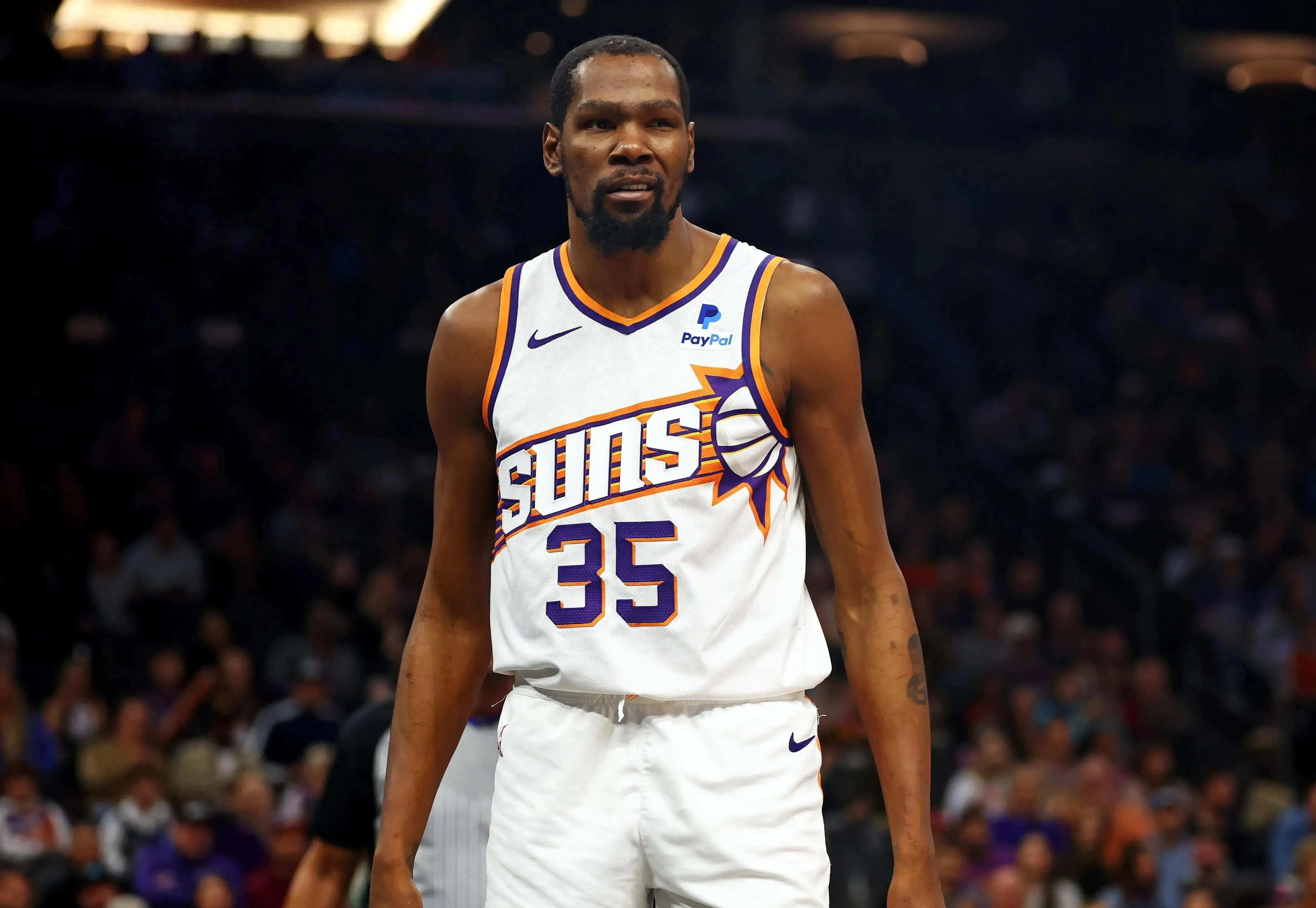 开云体育在线-篮网客场击败雄鹿，杜兰特得到33分