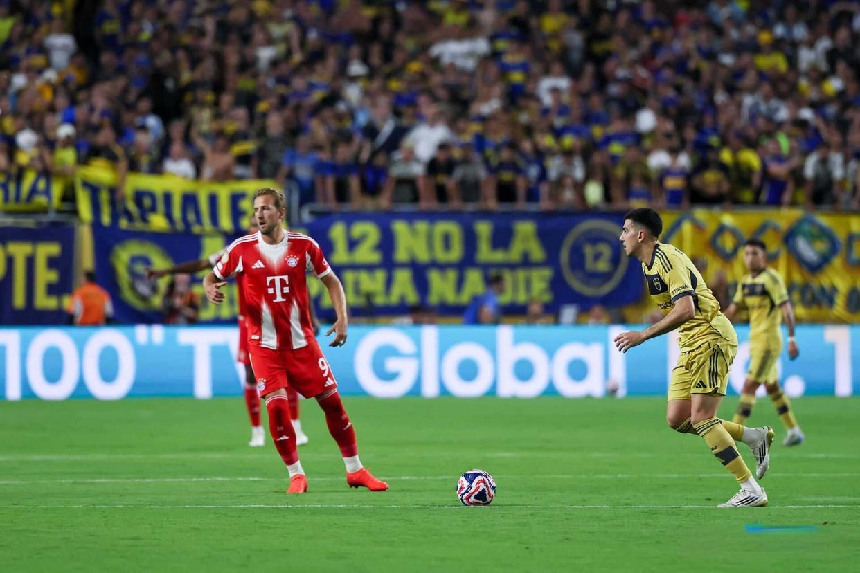 拜仁完胜比利时,蒂亚戈带队取胜 拜仁完胜比利时,蒂亚戈带队取胜