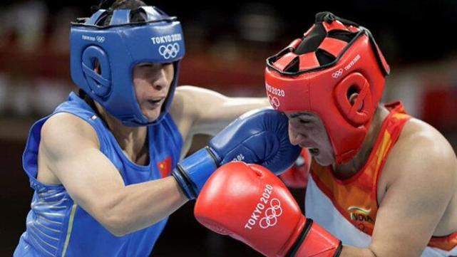 奥地利队鏖战瑞典队，奥恰洛夫统治全场的简单介绍