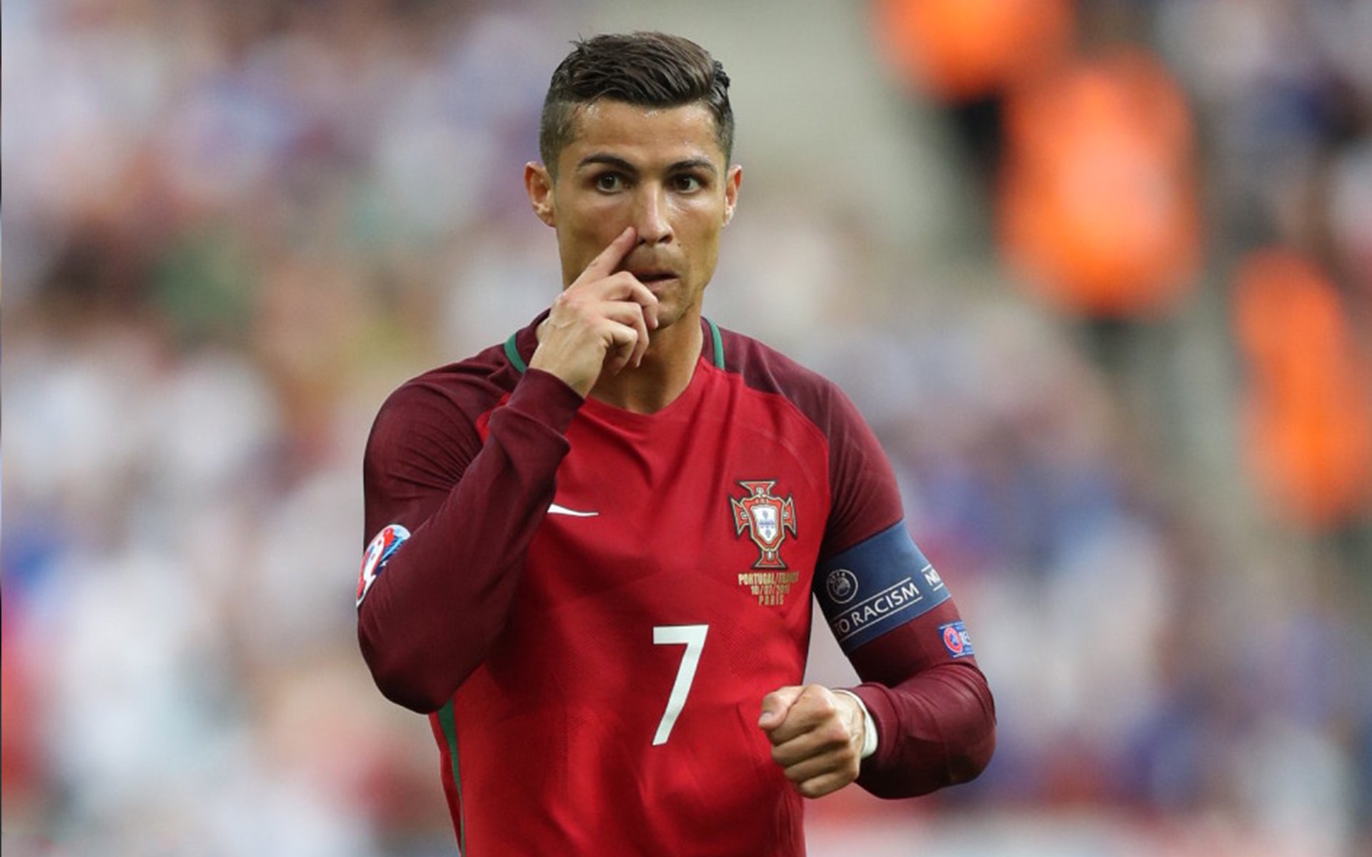 绿茵场上的绝杀艺术，范戴克一锤定音，瑞典压哨演绎北欧风暴