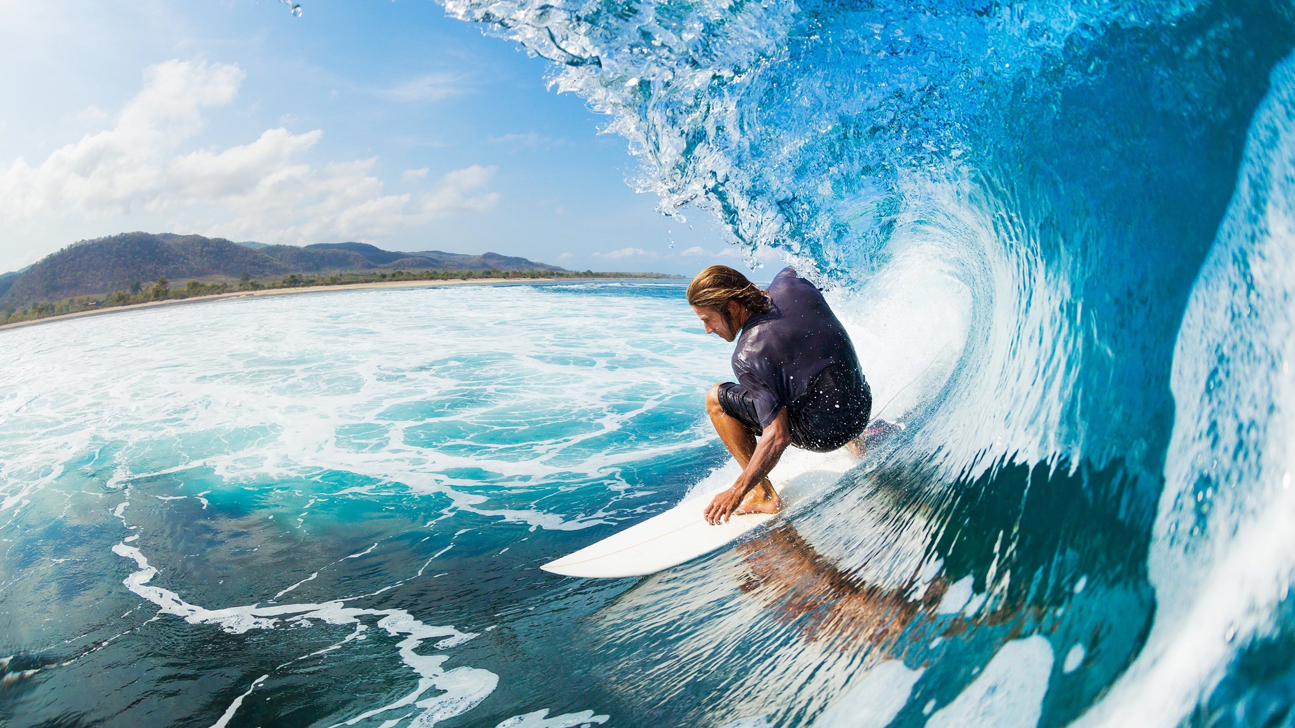 蓝色狂飙撞上红色铁壁，米切尔49分神话与公牛的时代强压