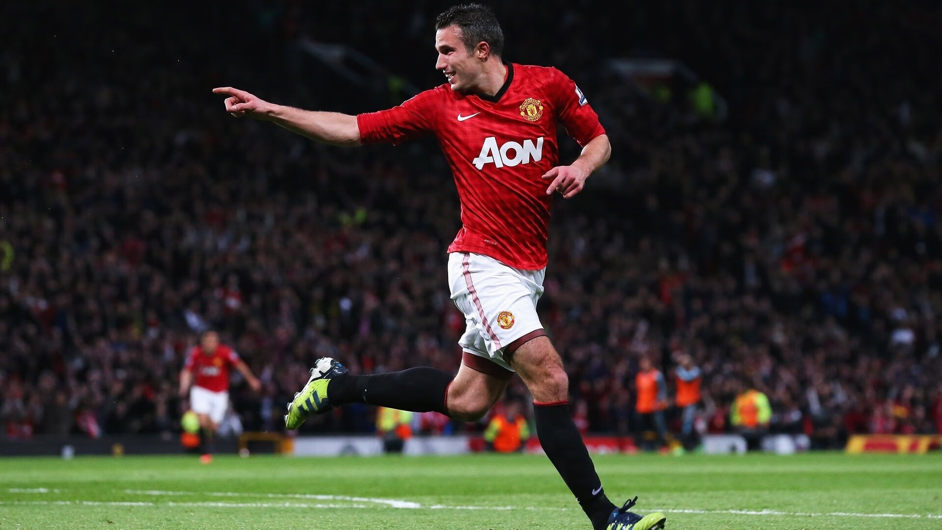 幽蓝闪电刺破红色堡垒，奥利维耶点燃梦剧场之夜